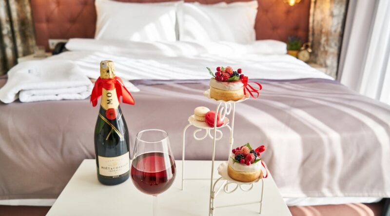 découvrez notre hôtel offrant un confort exceptionnel, des services personnalisés et une localisation idéale pour explorer la ville. profitez d'un séjour mémorable, d'une ambiance chaleureuse et de toutes les commodités nécessaires à votre bien-être.