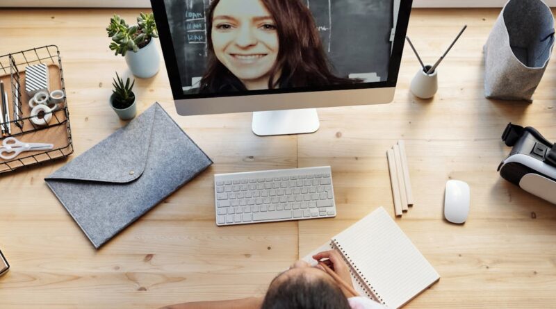 découvrez notre sélection de webcams de haute qualité pour des visioconférences fluides, des streams en direct captivants ou des captures photo et vidéo en hd. idéales pour le travail, le divertissement et la création de contenu, nos webcams allient performance et simplicité d'utilisation.
