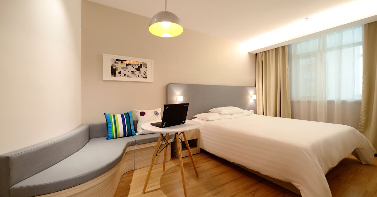 découvrez notre large gamme d'hébergements adaptés à tous vos besoins, des appartements cosy aux hôtels de luxe, pour un séjour inoubliable dans un cadre accueillant et confortable.