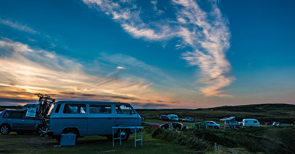 découvrez l'expérience unique du camping en pleine nature : détendez-vous sous les étoiles, explorez des paysages époustouflants et créez des souvenirs inoubliables avec vos proches. que vous soyez en tente, en caravane ou en camping-car, trouvez l'escapade idéale à travers les plus beaux sites de camping.