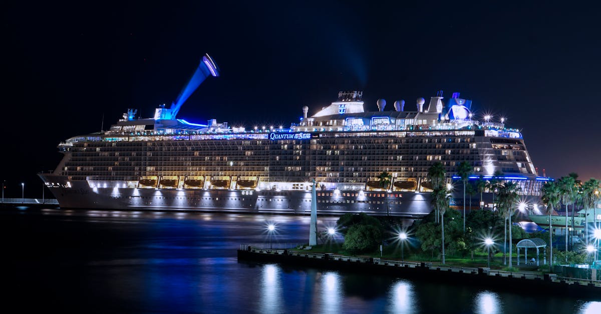 découvrez des croisières inoubliables à travers les plus belles destinations maritimes. évadez-vous en mer, profitez de paysages époustouflants et savourez des expériences exceptionnelles à bord de somptueux navires. réservez votre prochaine aventure marine dès aujourd'hui!