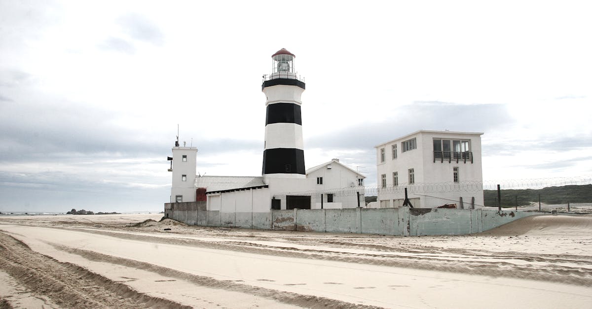 découvrez le guide complet de la plage de nauzan : activités, conseils pratiques, restaurants et points d'intérêt pour profiter pleinement de votre journée au bord de l'océan atlantique.