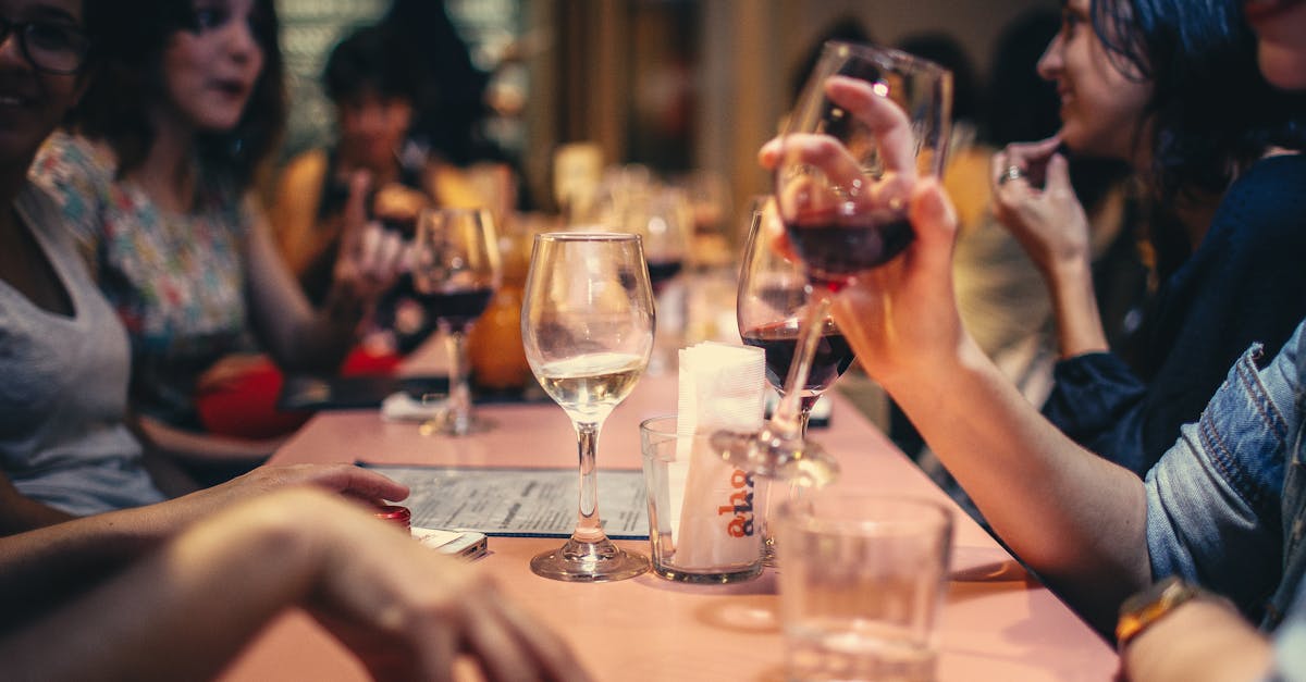 découvrez les meilleurs restaurants de votre région, des cuisines variées aux expériences gastronomiques uniques. trouvez l'endroit idéal pour vos dîners en famille, vos repas entre amis ou vos occasions spéciales.