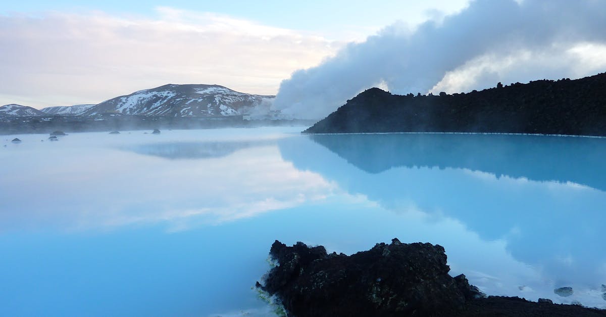 découvrez les bienfaits du thermalisme, une pratique de soin ancestrale qui utilise les eaux minérales pour soulager divers maux. plongez dans un univers de détente et de revitalisation grâce à des soins adaptés, alliant nature et bien-être.