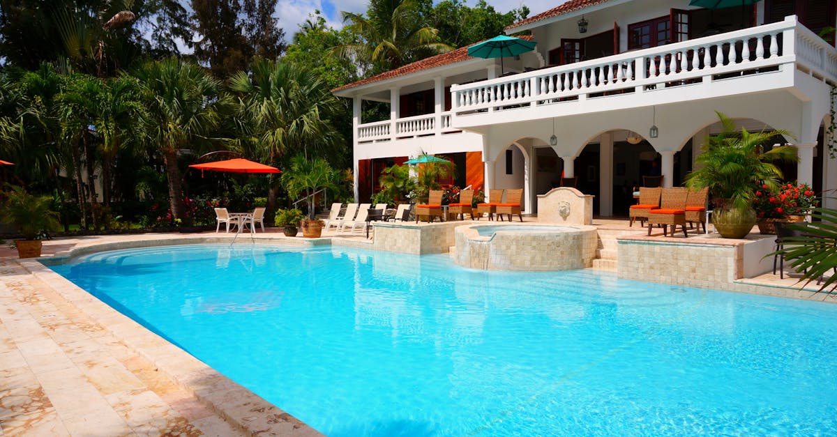 découvrez l'univers des locations de vacances avec notre sélection d'hébergements uniques. que vous cherchiez un chalet en montagne, un appartement en bord de mer, ou une villa en pleine campagne, trouvez l'endroit idéal pour un séjour inoubliable. profitez d'un confort optimal et d'une expérience personnalisée pour vos prochaines vacances.