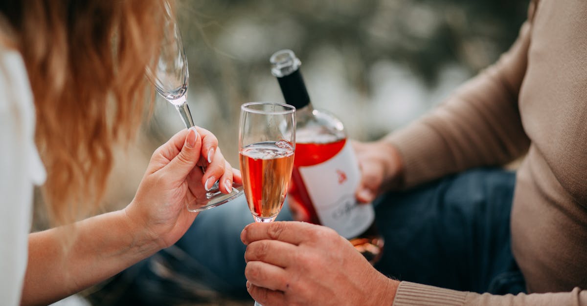 célébrez la saint-valentin avec amour et passion ! découvrez des idées cadeaux romantiques, des restaurants intimistes et des conseils pour rendre cette journée inoubliable pour vous et votre partenaire. laissez-vous inspirer pour exprimer vos sentiments et créer des souvenirs magiques ensemble.