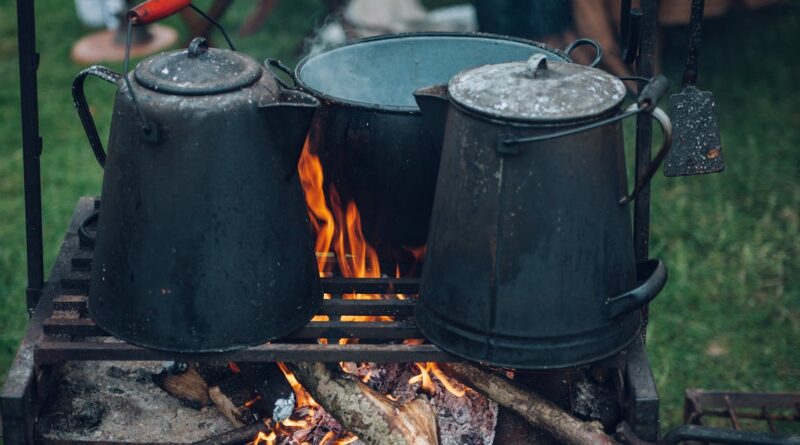 découvrez l'escapade parfaite en pleine nature avec notre guide complet sur le camping. que vous soyez novice ou expert, trouvez des conseils pratiques, des destinations idéales et des astuces pour profiter au maximum de votre expérience en plein air. éveillez l'aventurier en vous et partez à la découverte des plus beaux coins de nature.