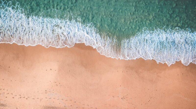 découvrez les plages paradisiaques, des eaux turquoise aux sables dorés. profitez du soleil, des activités nautiques et de moments inoubliables en bord de mer.