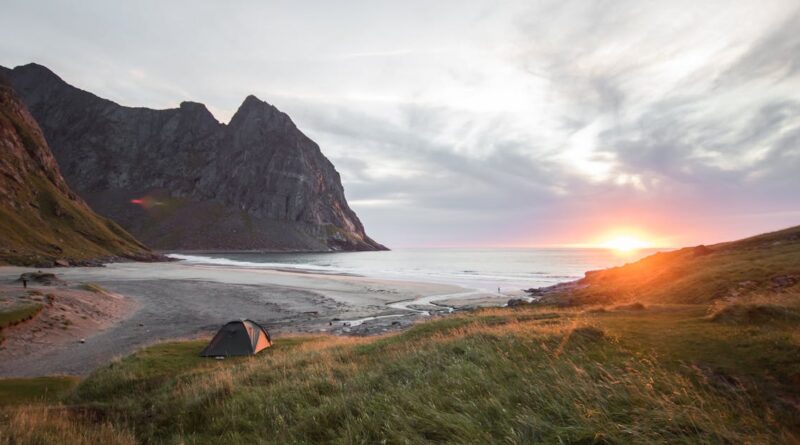 découvrez le plaisir du camping en pleine nature ! profitez d'une expérience inoubliable avec des activités en plein air, des emplacements de choix et la convivialité des soirées autour du feu. que vous soyez amateur de tentes, de camping-car ou de bungalow, trouvez l'endroit idéal pour vous ressourcer. réservez votre séjour et plongez dans l'aventure !