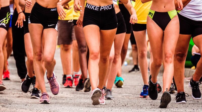 découvrez l'excitation et le défi du marathon, une course emblématique qui met à l'épreuve votre endurance et votre détermination. rejoignez des milliers de coureurs, partagez des moments inoubliables et vivez l'ambiance unique de cet événement sportif incontournable.
