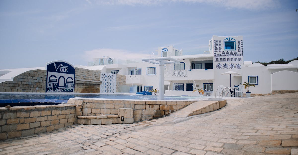 découvrez notre guide complet des hôtels pour trouver l'hébergement parfait lors de votre voyage. que vous recherchiez un hôtel de luxe, une auberge conviviale ou un appartement en centre-ville, nous vous aidons à faire le meilleur choix en fonction de vos besoins et de votre budget.