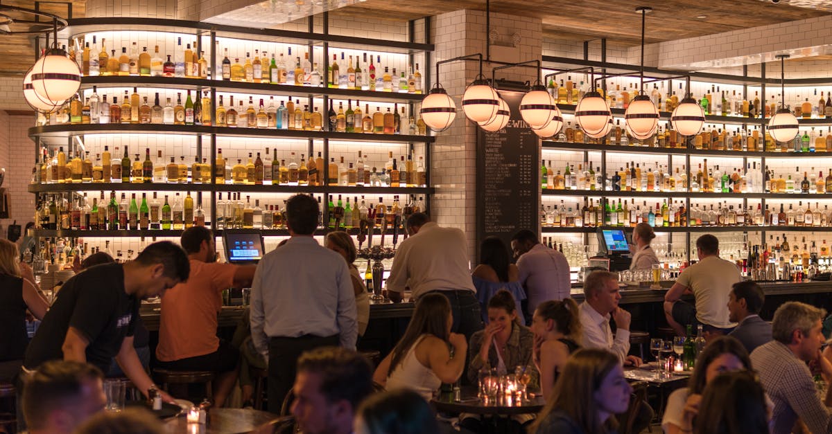 découvrez notre restaurant accueillant, où chaque plat est préparé avec des ingrédients frais et de qualité. profitez d'une expérience culinaire unique, avec une vaste sélection de spécialités locales et internationales, le tout dans une ambiance chaleureuse et conviviale. réservez votre table dès aujourd'hui!
